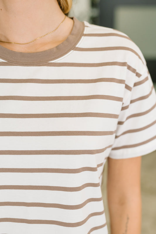 Convincing Argument Casual Tee in Mocha, jersey – alternate view 2