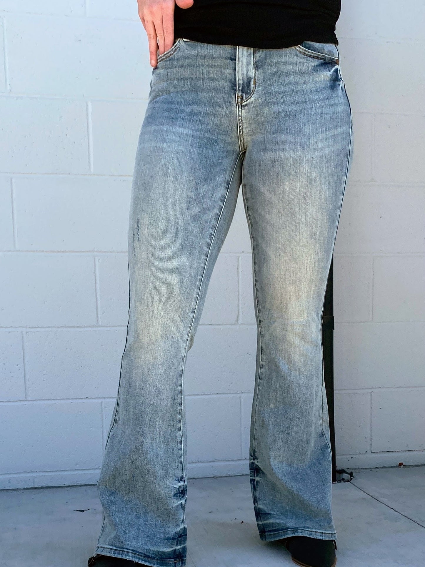 Judy Blue Pin Tack Flare Jeans