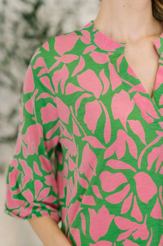 Lizzy Sunday Dress in Emerald Abstract Floral – alternate view 2