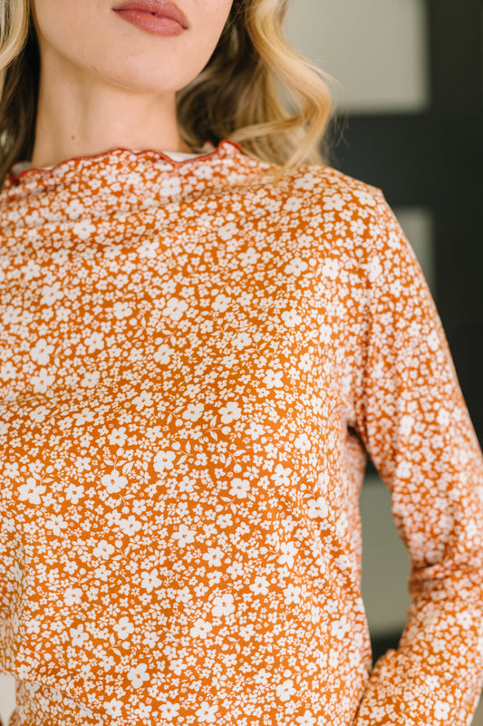 Something in the Air Lettuce Hem Longsleeve Top, knit – alternate view 2