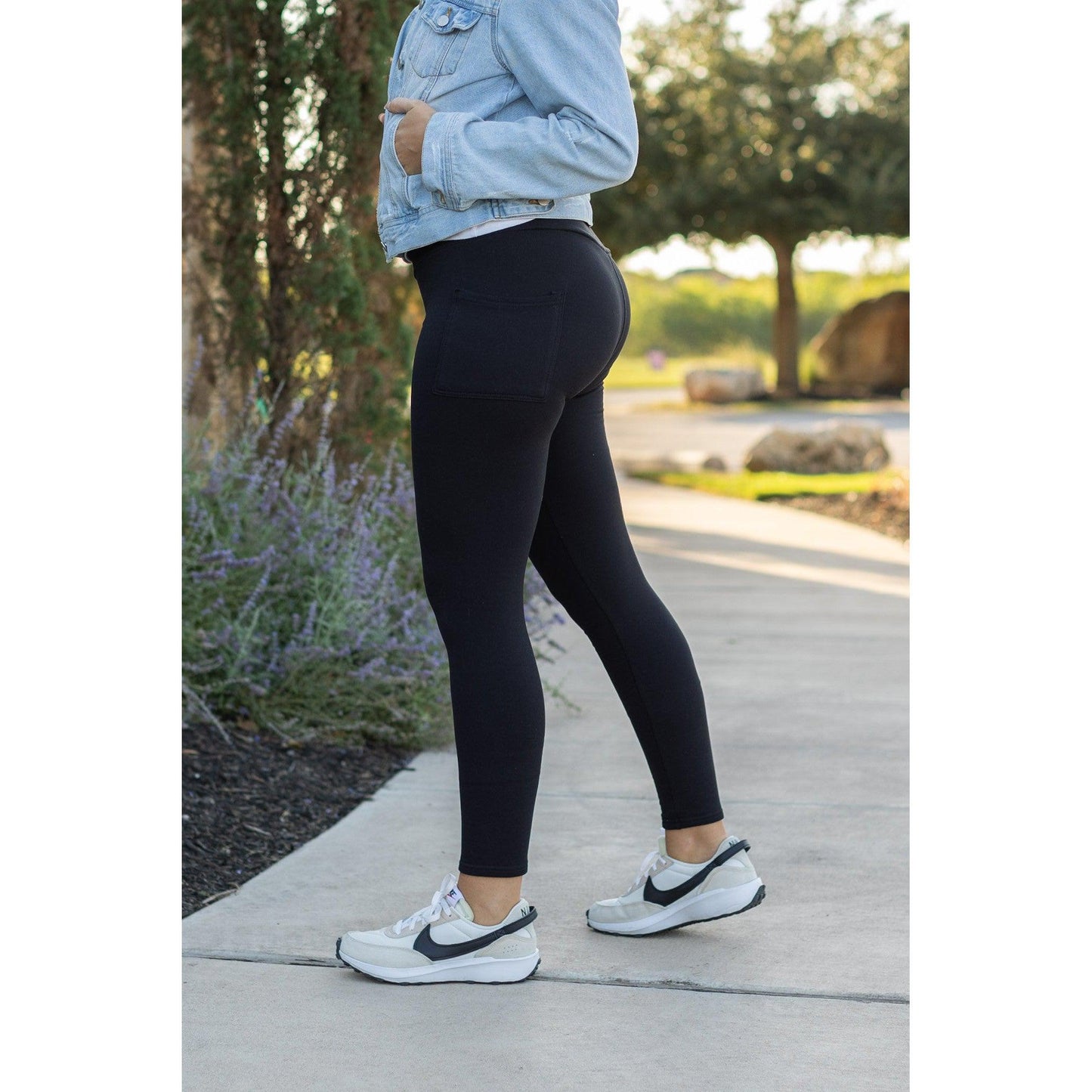 Black Luxe Leggings Women > Pants > Leggings Julia Rose