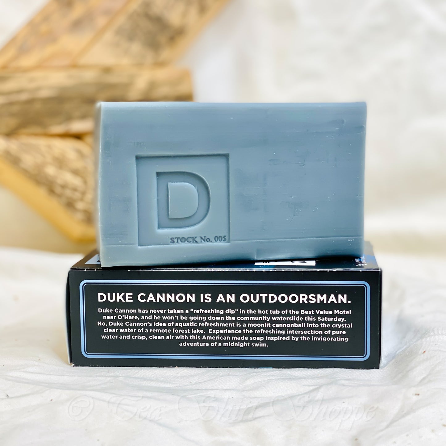 Part of the Great American Frontier Collection from Duke Cannon. Because the outdoors smell nice. PRODUCT SPECS: • Triple milled for superior quality • At 10 oz., it's 3x the size of common bar soaps • Made in the USA • Features a refreshing aquatic scent with green top notes Size: 10 oz. brick.
