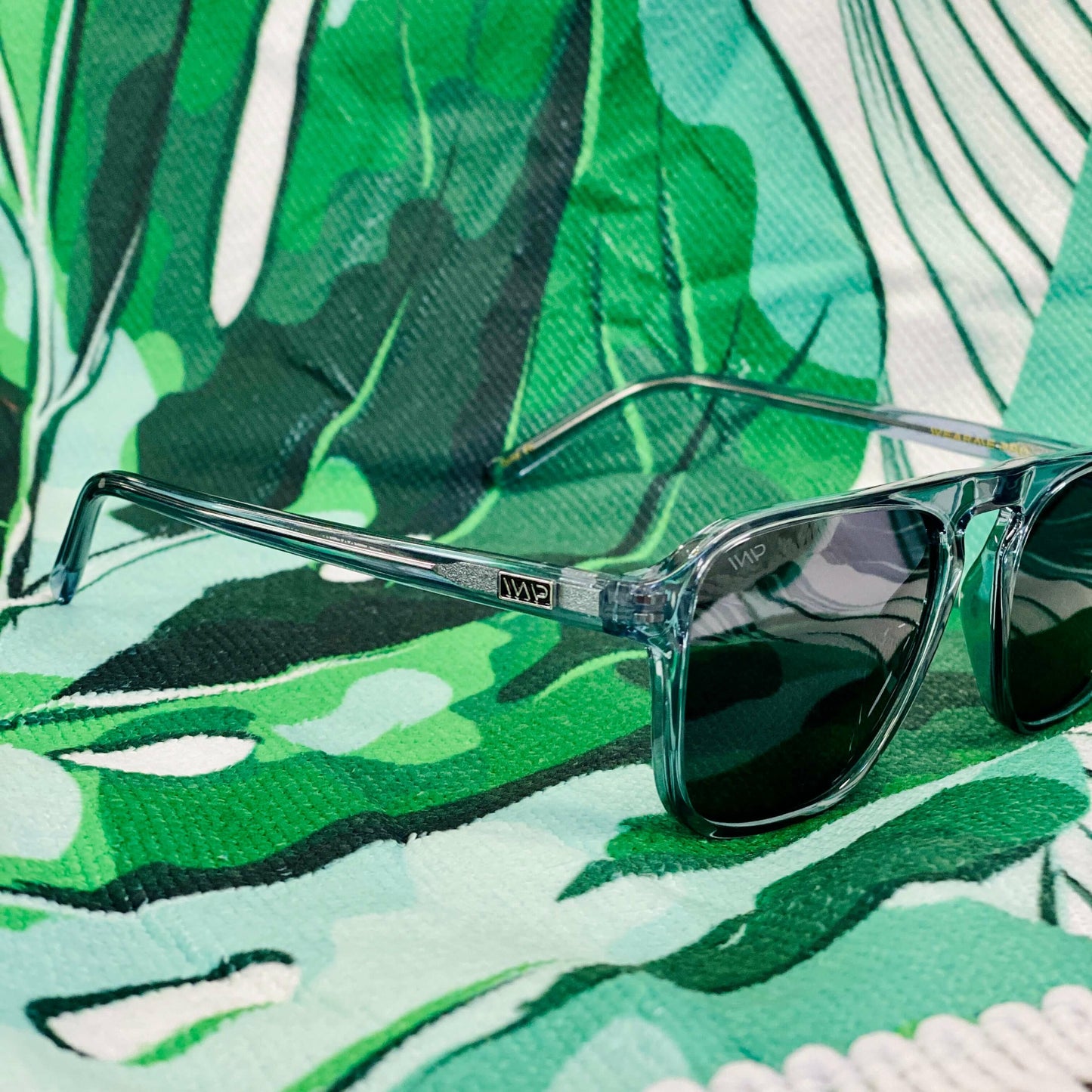 Alistair Retro Square Sunglasses Sunglasses WMP