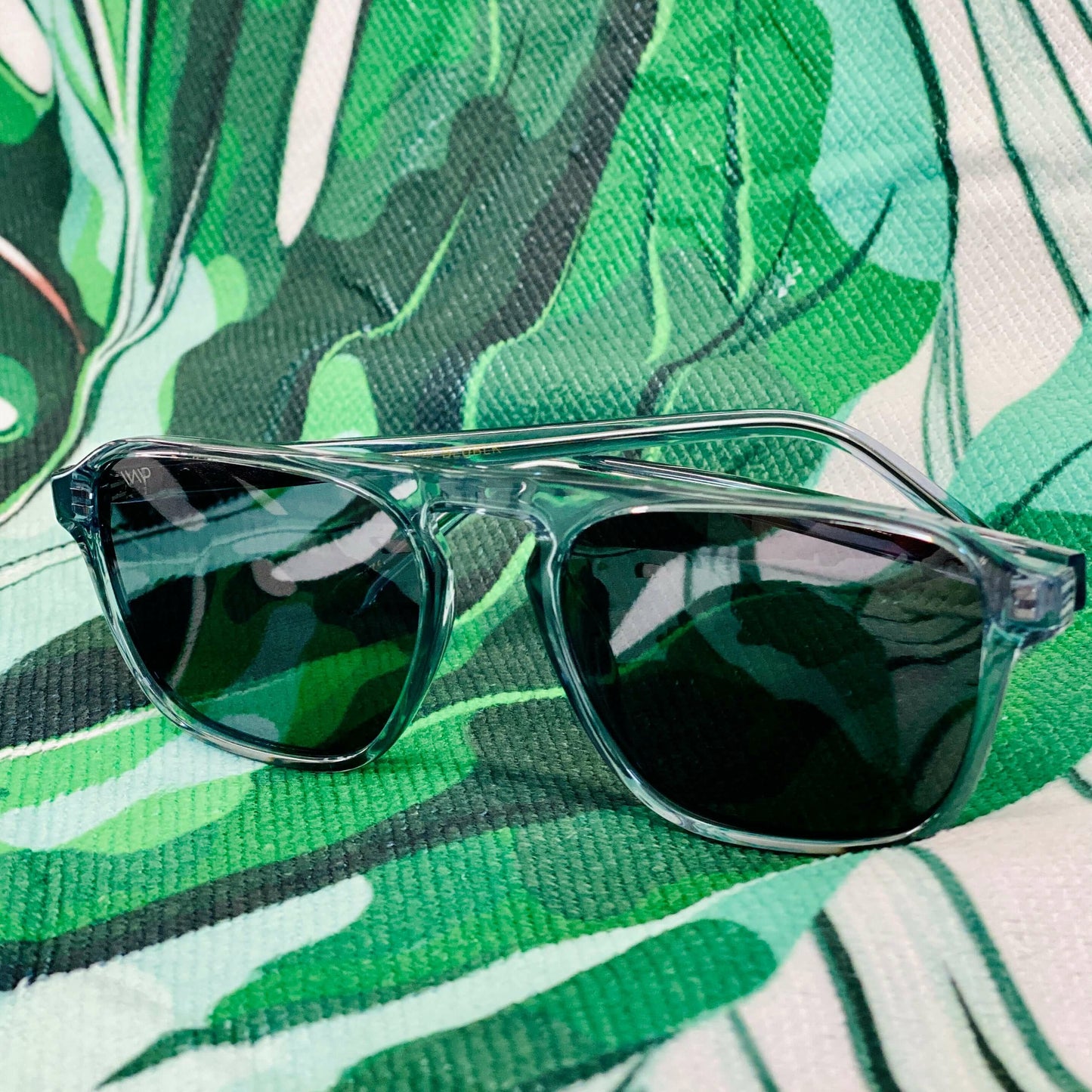 Alistair Retro Square Sunglasses Sunglasses WMP