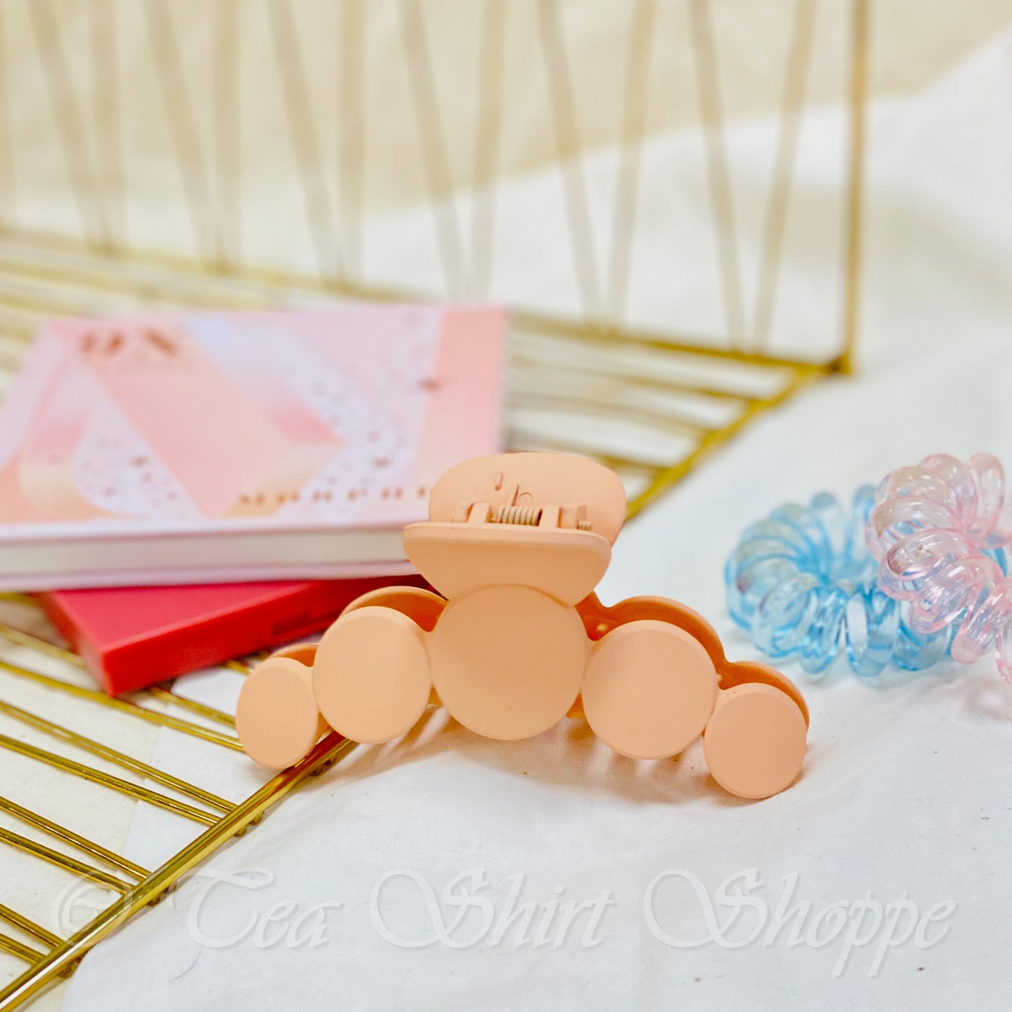 Retro Modern Claw Clips Hair Claws & Clips Space 46