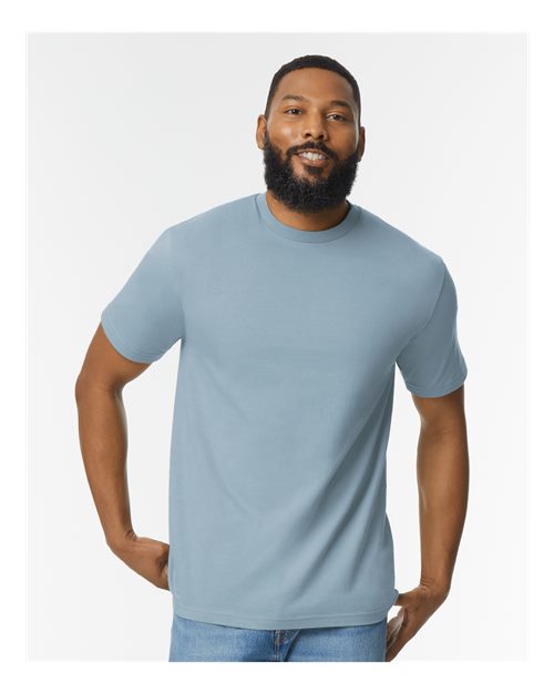 Unisex Softstyle® Midweight T-Shirt - 65000
