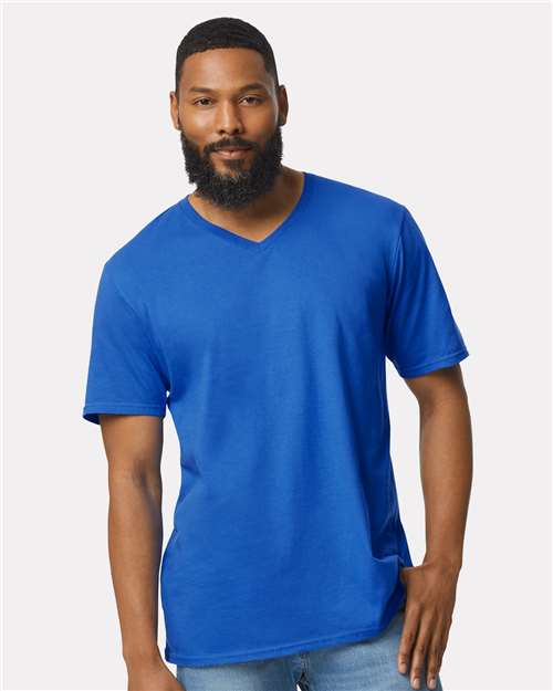 Unisex Softstyle® V-Neck T-Shirt - 64V00