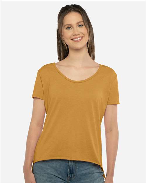 Women's Festival Scoop Neck Tee - 5030