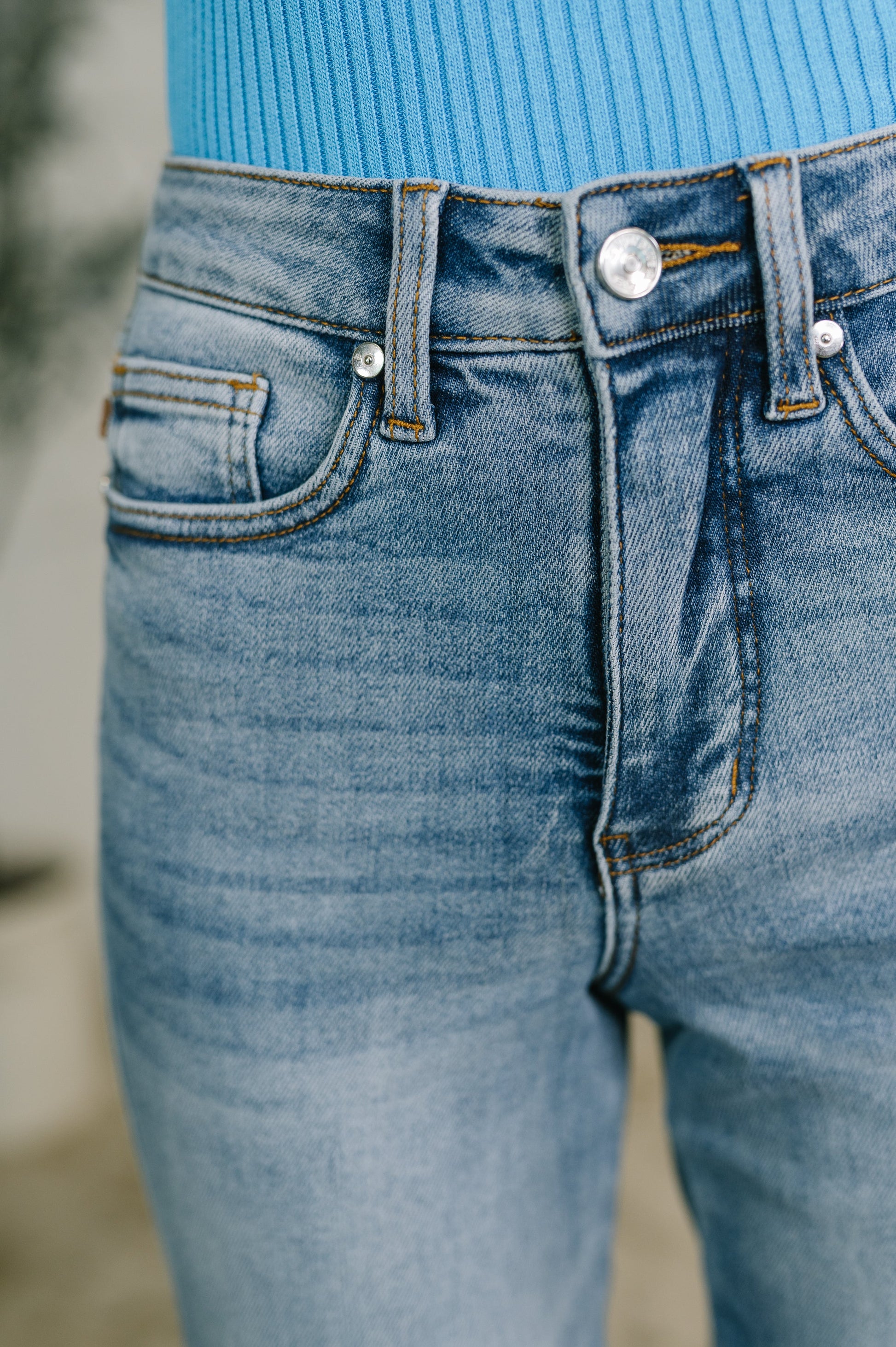 Carla High Waist Ankle Straight Jean in Break Through Blue – alternate view 2