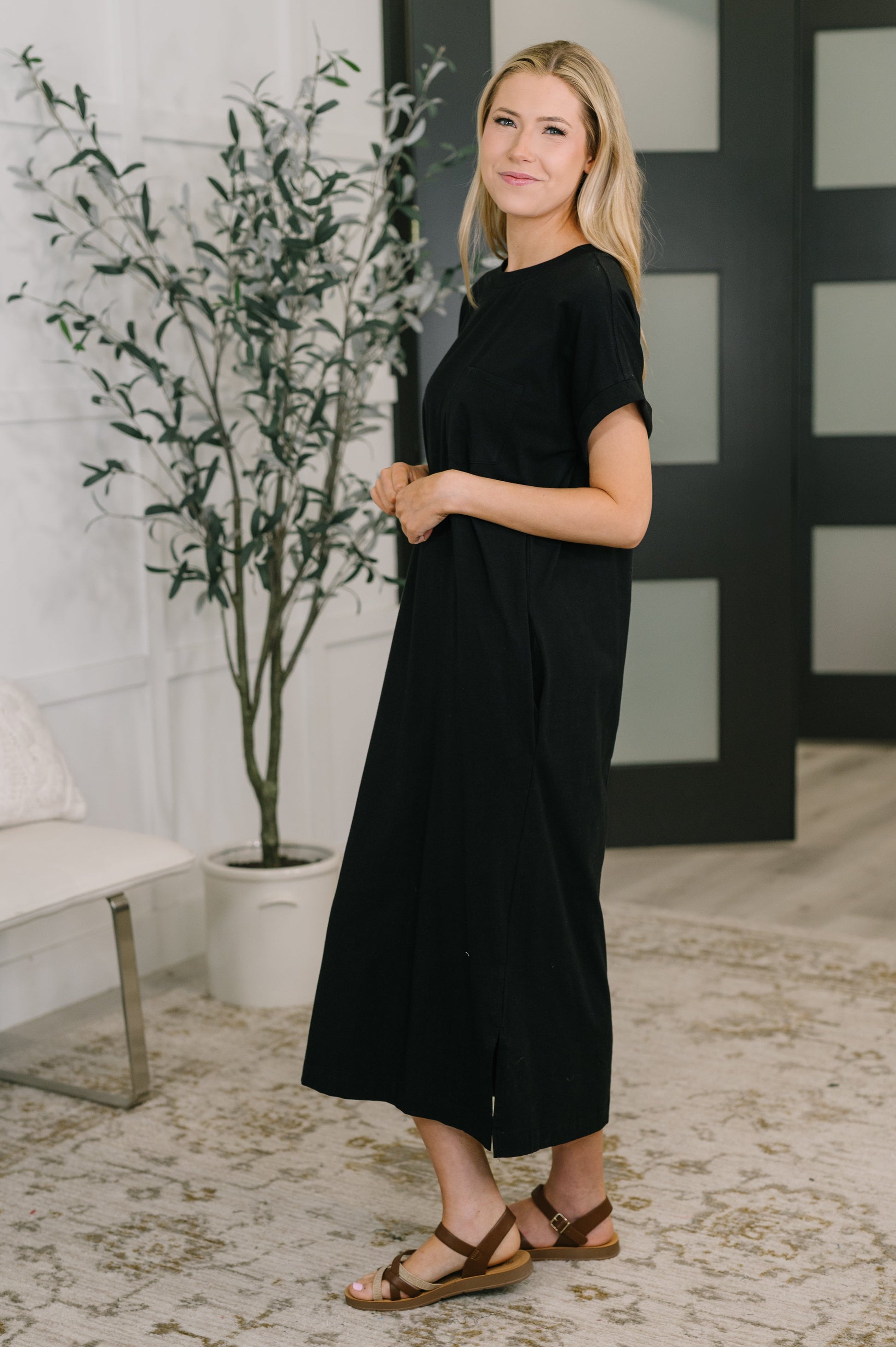 Fix You Right Up short sleeve midi dress in black jersey knit – alternate view 3