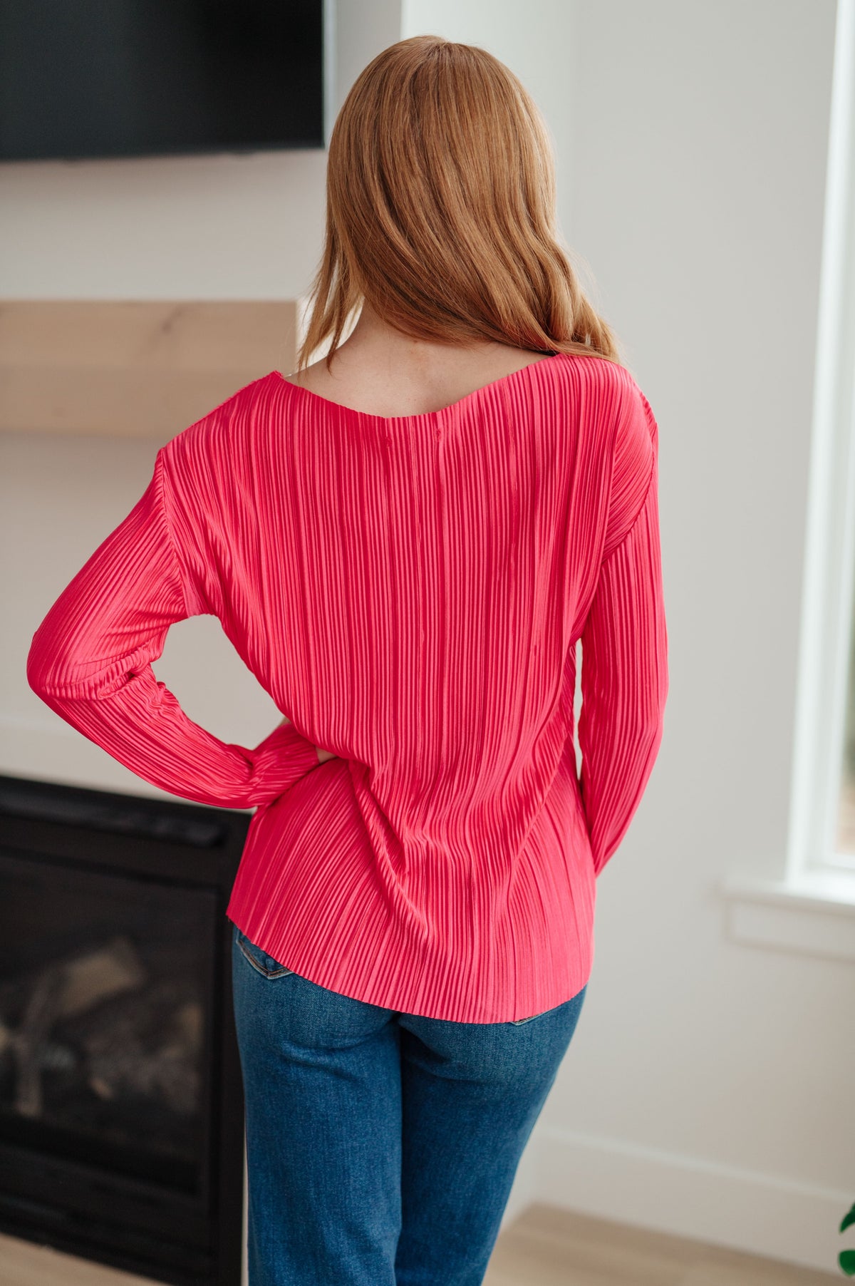Going Out Plisse Top in satin – alternate view 9