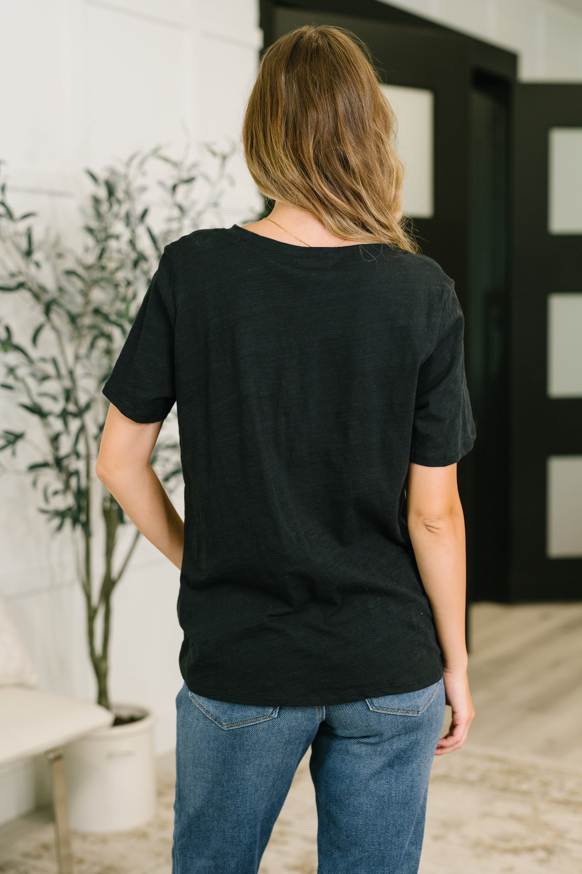 I Don't Have to Choose v-neck tee in black heathered knit – alternate view 5