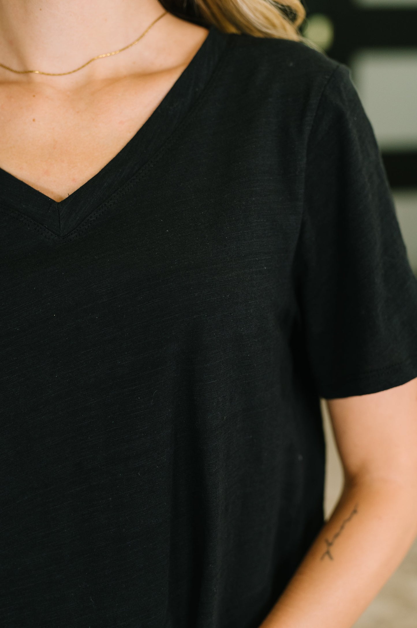 I Don't Have to Choose v-neck tee in black heathered knit – alternate view 2
