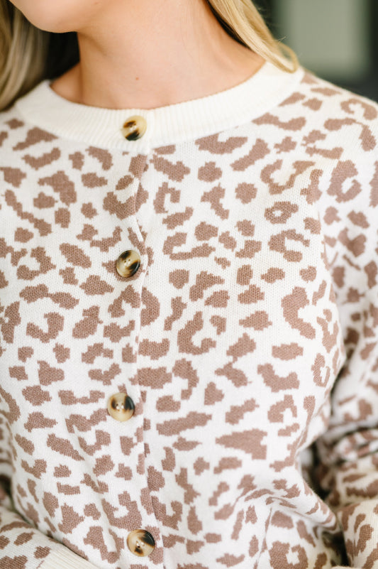 Into The Wild Knitted Cardigan – mid-weight sweater knit – alternate view 2