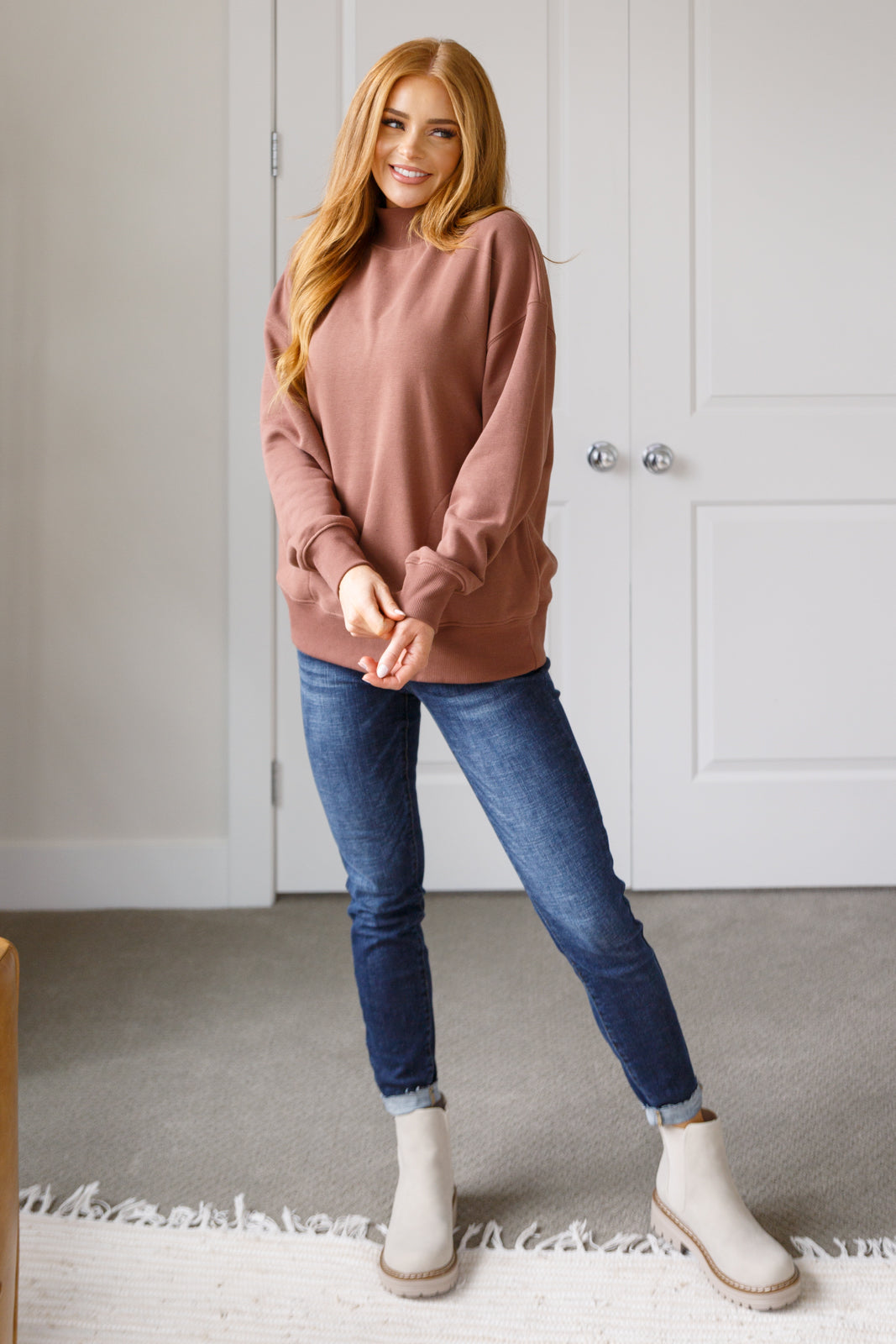 Make No Mistake Mock Neck Pullover in Cocoa, sweatshirt fleece – alternate view 4