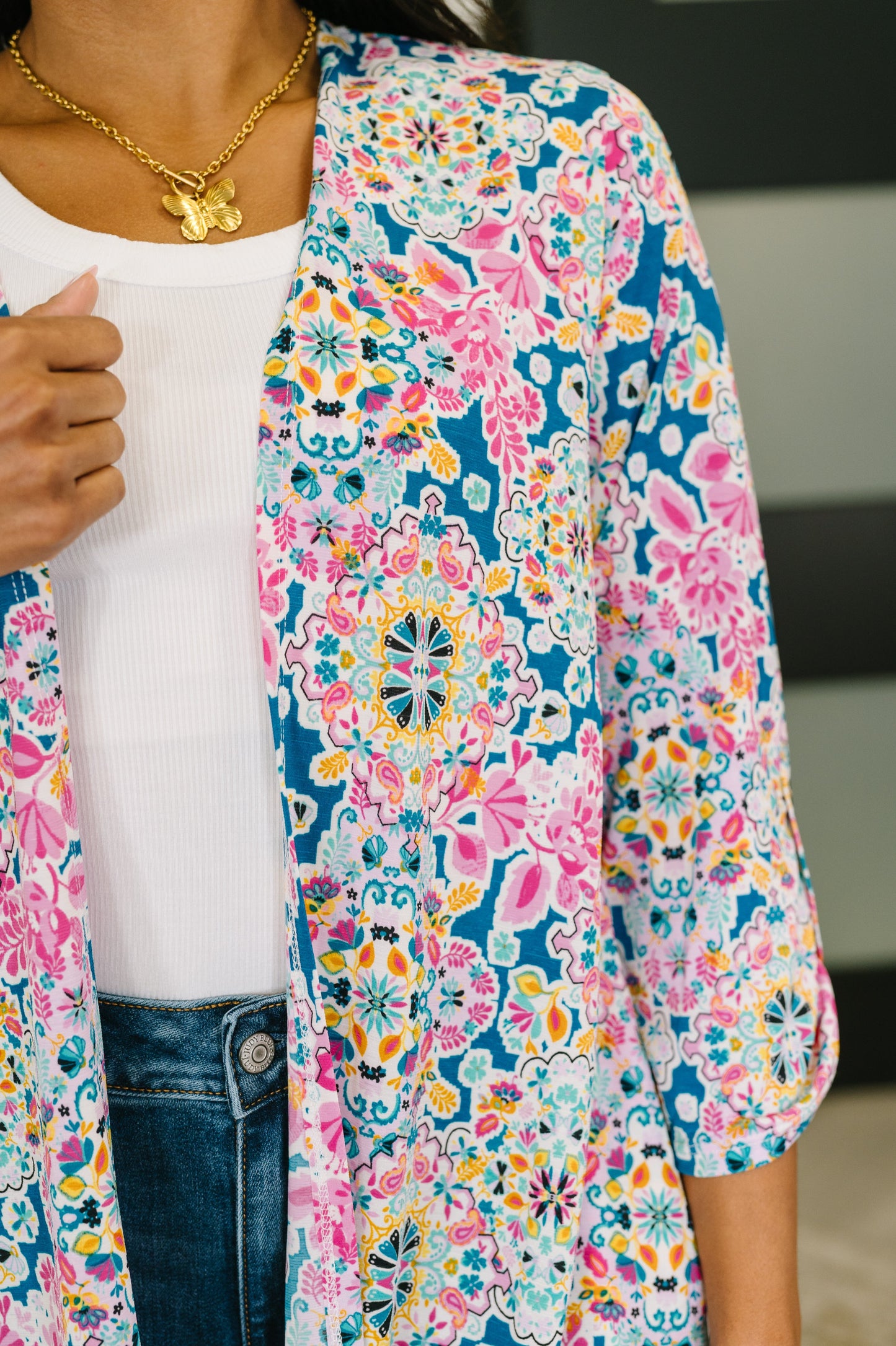 Lizzy cardigan in teal and pink floral abstract print – alternate view 2