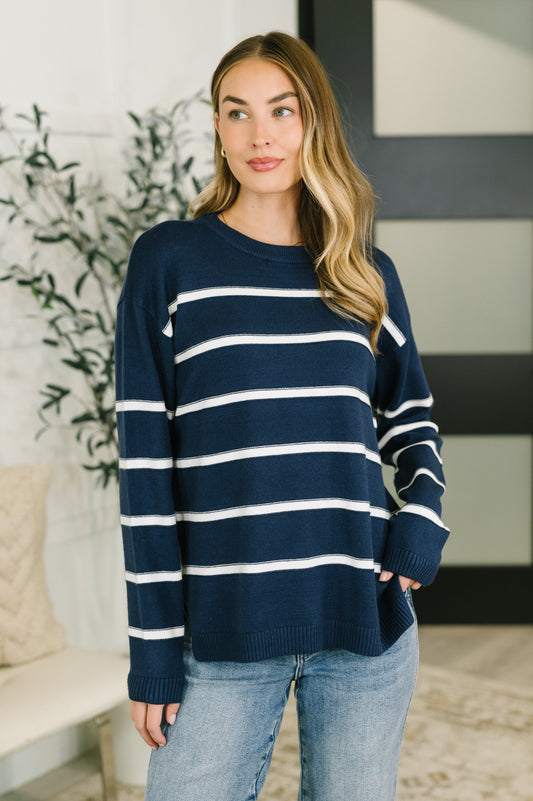 Parallel Lives Drop Shoulder Casual Top in Navy, knit