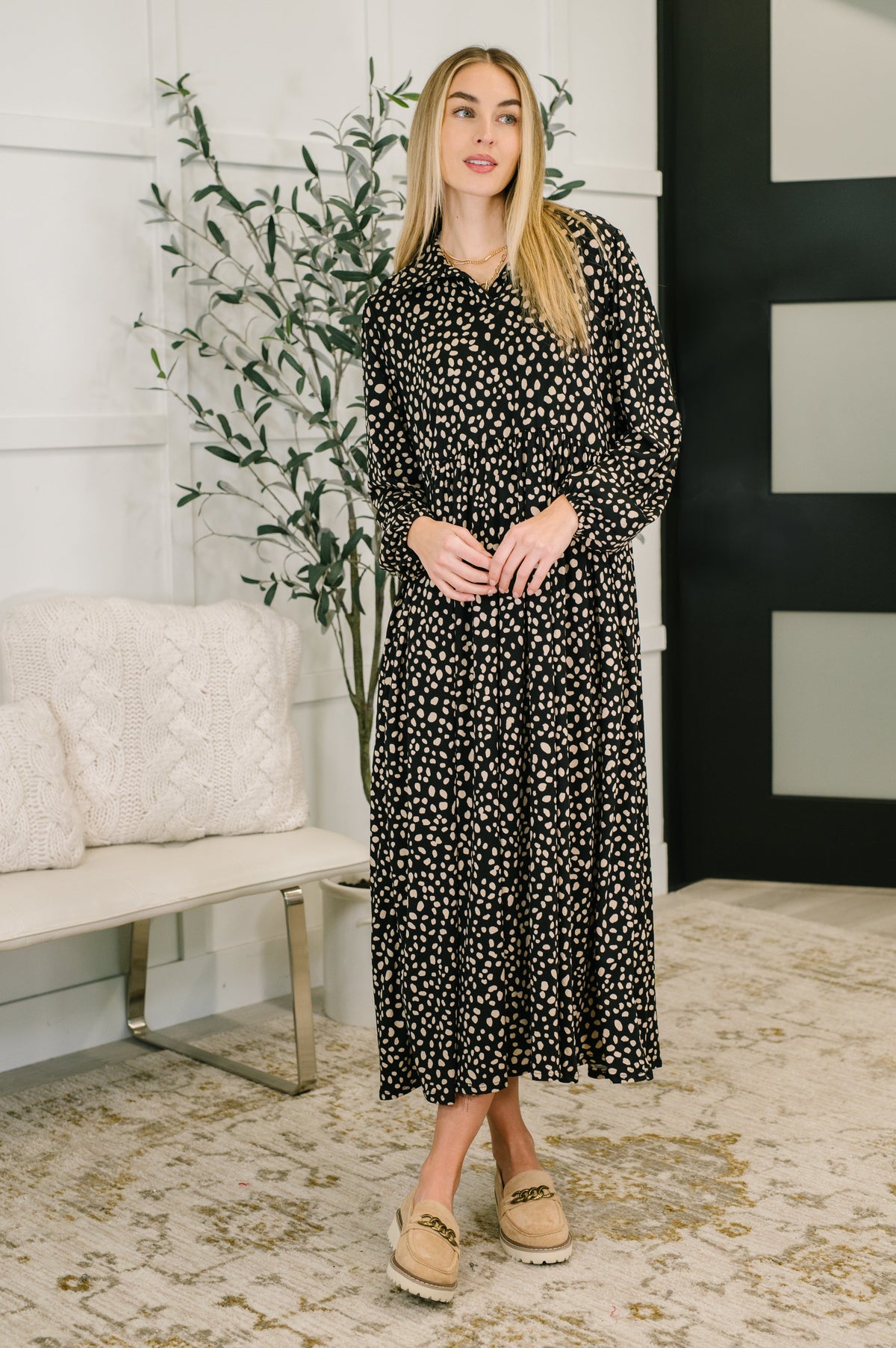 Promotional Proposal Collared Dress in Black and Khaki, jersey