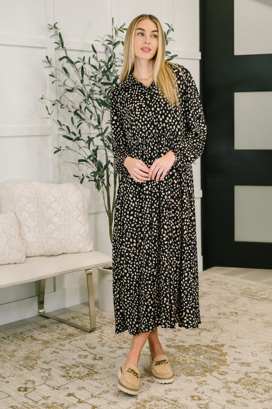 Promotional Proposal Collared Dress in Black and Khaki, jersey