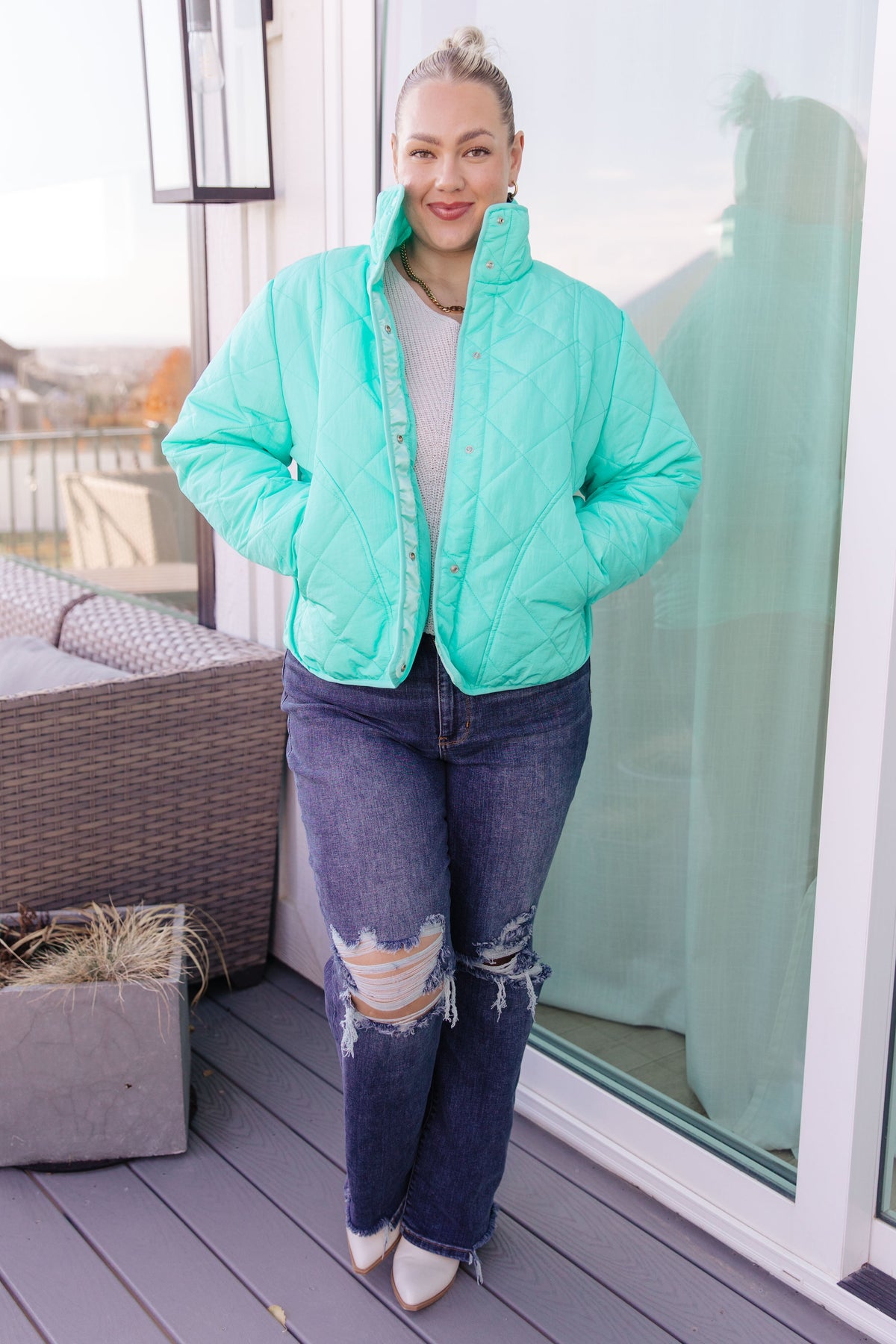 Slightly Distracted Puffer Jacket in quilted woven – alternate view 4