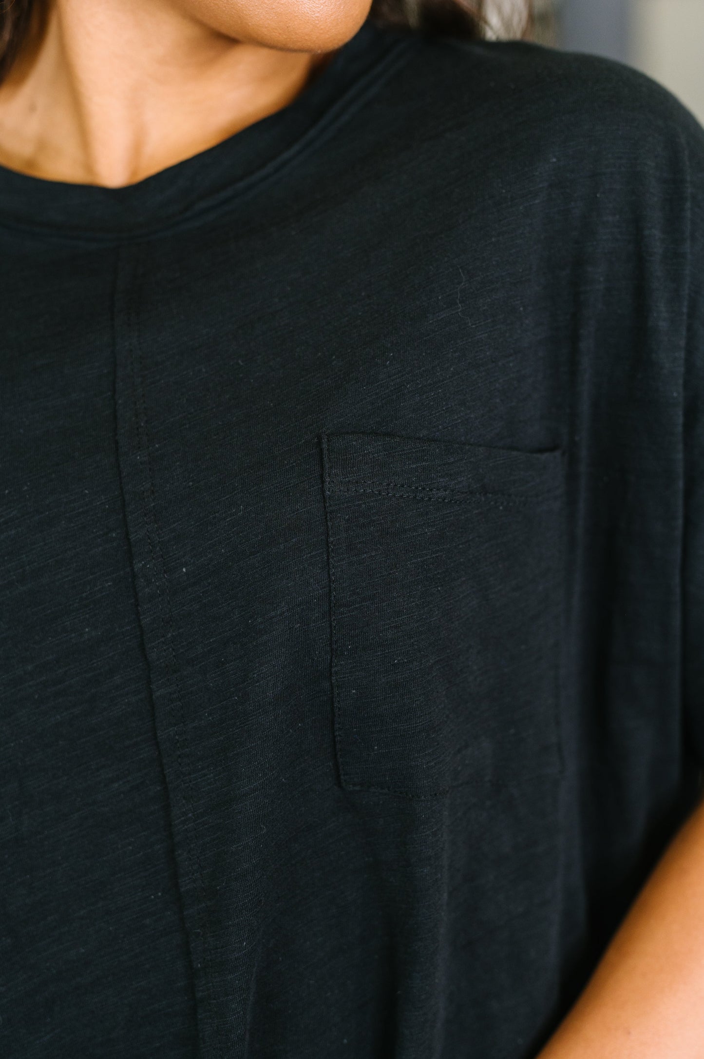 The Layback Relaxed Basic Tee in Black – alternate view 2
