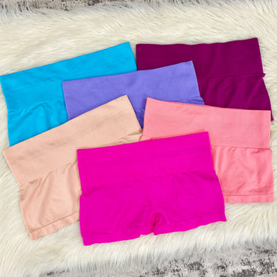 Introducing our comfortable and stylish Boy Short Panties for Women! Crafted with the perfect blend of 90% cotton and 10% spandex, these panties offer the ultimate combination of softness, breathability, and stretch.