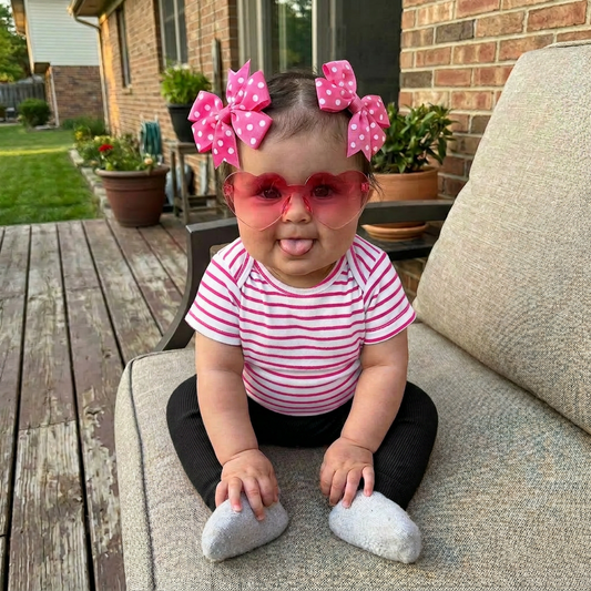 Sunshine Sweetheart Bow & Shades Set