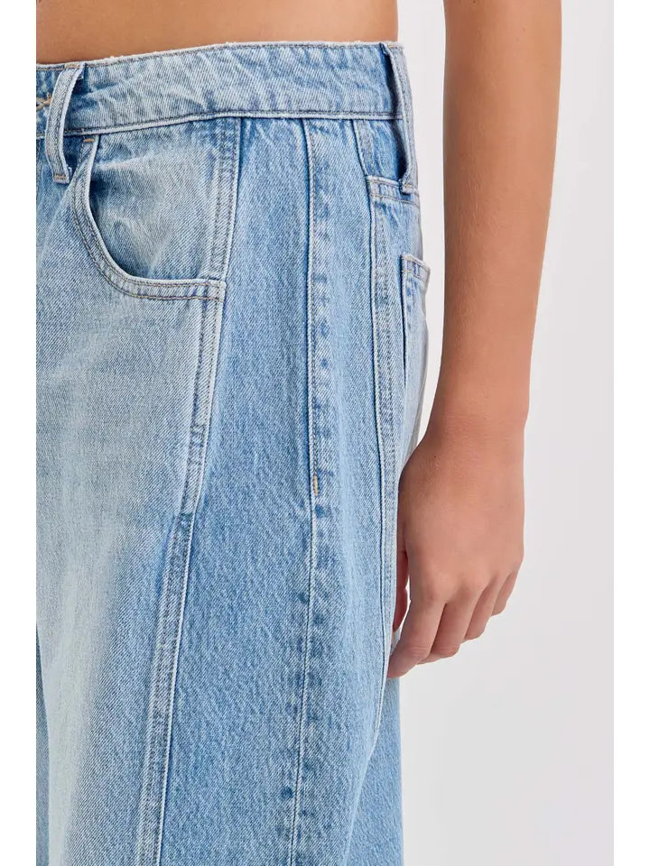 Mid Waisted Barrel Leg with Cuff