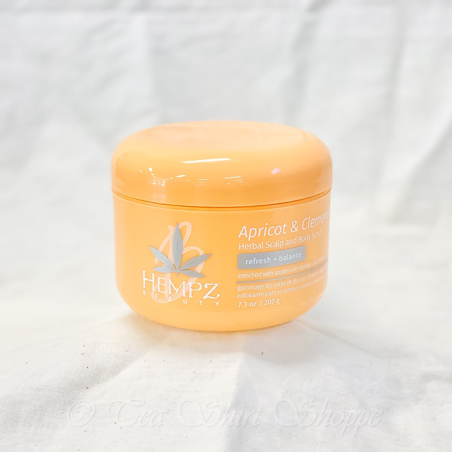 Benefits: • Helps balance and clarify scalp & skin by exfoliating dead skin cells • Creamy, gentle daily scrub that helps exfoliate and soften skin • Apple cider vinegar extract provides a boost of Vitamin C making the skin appear brighter and refreshed