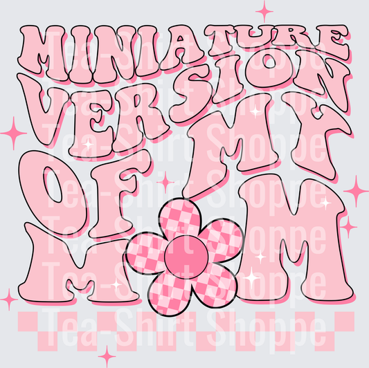 Miniature Version Of My Mom Retro Pink Groovy Flower Design