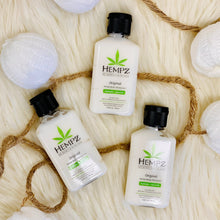 Key Ingredients Sunflower Seed Oil: acts as a barrier against toxins and germs Shea Butter: works as an emollient to soften and hydrate skin Vitamins A, C & E: protects skin from natural and environmentally triggered oxidants