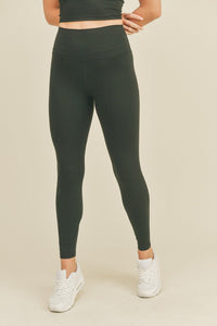 Aligned Performance High-Rise Leggings Quick-drying with four-way stretch with weightless breathable brushed soft performance fabric.  Inseam  S - 26" M - 26.25" L - 26.50" Fabric Contents  85% Cotton 15% Polyester