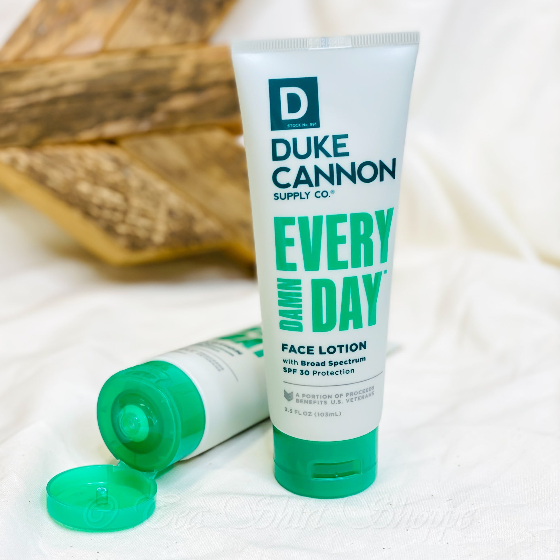 Every damn day, people look at your face. So it’s best to take care of it, every damn day. Duke Cannon’s Standard Issue 2-in-1 SPF Face Lotion helps you increase your face value for the present and future. Short term, it provides superior hydration and reduces excess oil and shine. 
