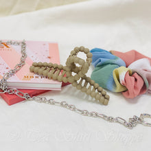 Matte Bubble Claw Clips