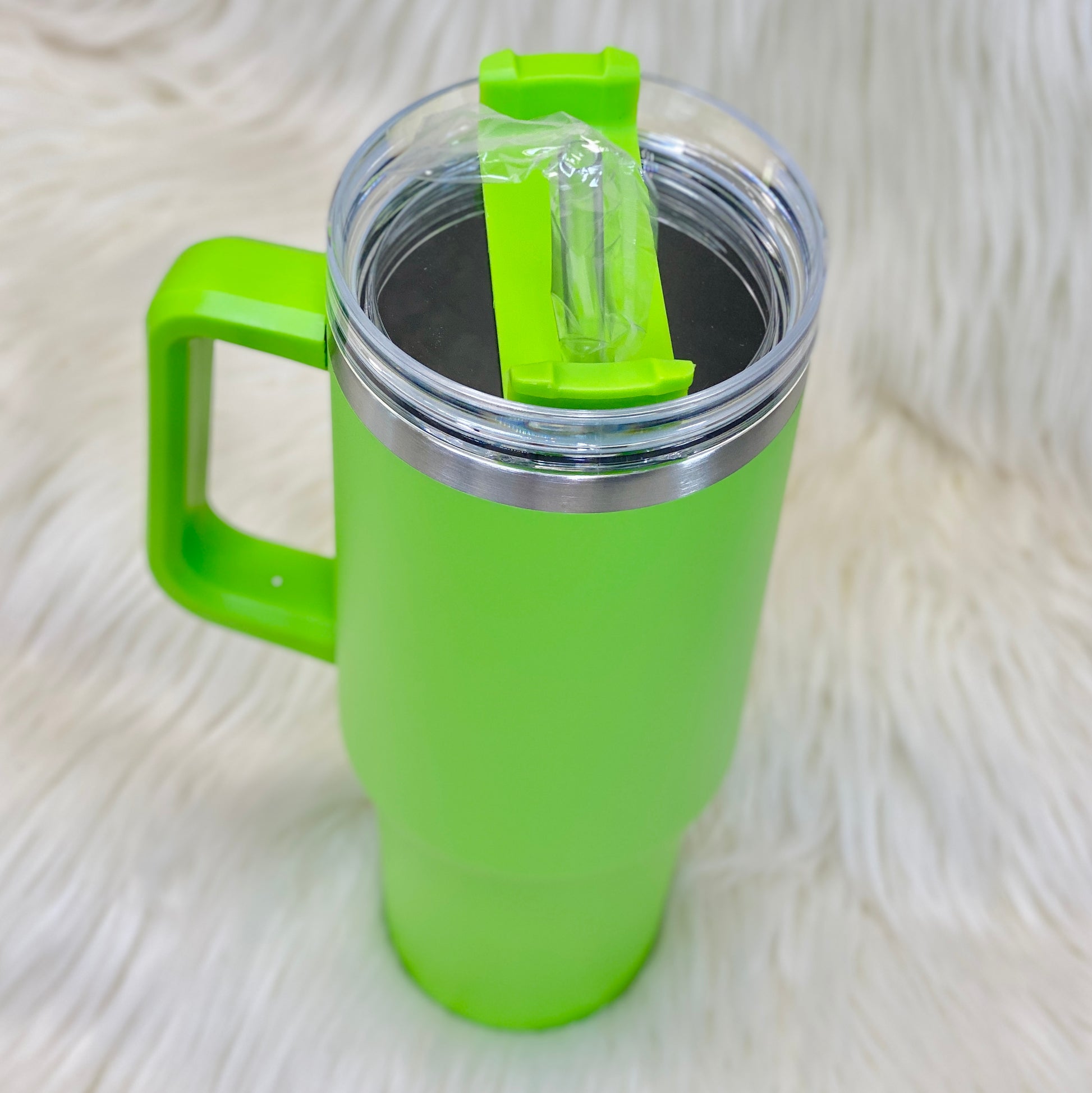 40 oz Tumbler with Handle in Lime Green